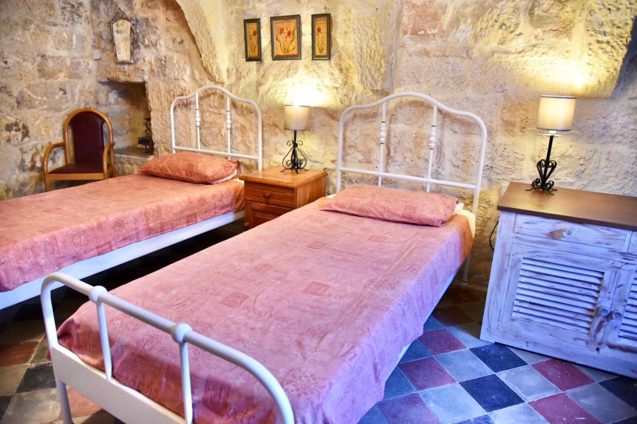 Ta'Martin Farmhouse Xewkija Gozo Bagian luar foto