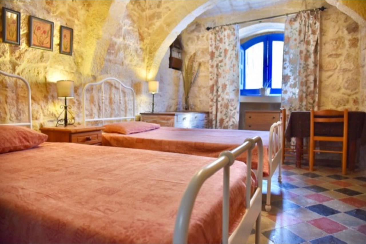 Ta'Martin Farmhouse Xewkija Gozo Bagian luar foto